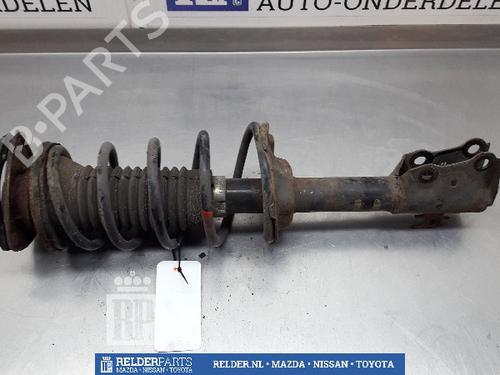 Amortiguador delantero izquierdo TOYOTA YARIS (_P1_) 1.4 D-4D (NLP10_, NLP10R) (75 hp) 22156989