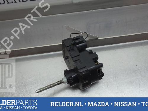 Used Headlight adjuster motor TOYOTA AVENSIS (_T25_) 1.8 VVT-i (ZZT251_, ZZT251R) (129 hp) 22145369