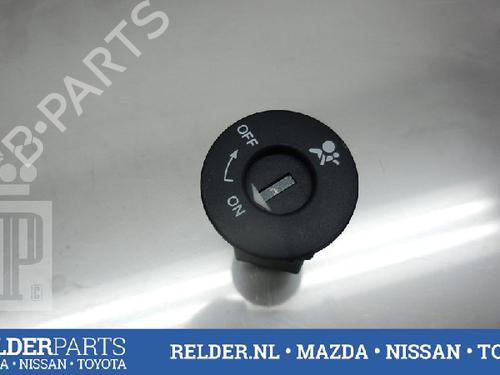 Switch NISSAN MICRA III (K12) 1.2 16V | BP22144603I30