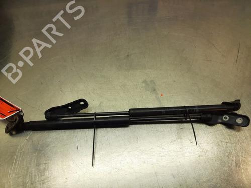 Used Tailgate lift support TOYOTA YARIS (_P13_) 1.0 (KSP130_, KSP130) (69 hp) 22166410