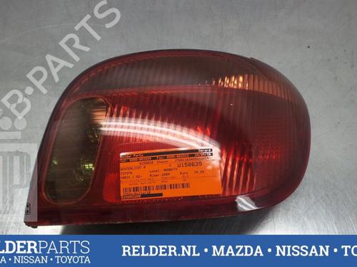Høyre baklys TOYOTA YARIS (_P1_) 1.4 D-4D (NLP10_, NLP10R) (75 hp) 22151455