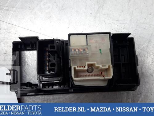 Mirror switch TOYOTA AVENSIS Estate (_T25_) 2.2 D-CAT (ADT251_, ADT251R) | BP22161778I25 