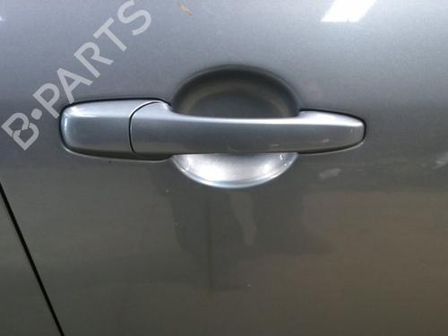 Høyre foran utvendig håndtak MAZDA 3 (BK) 1.6 (BK14) (105 hp) 22151758