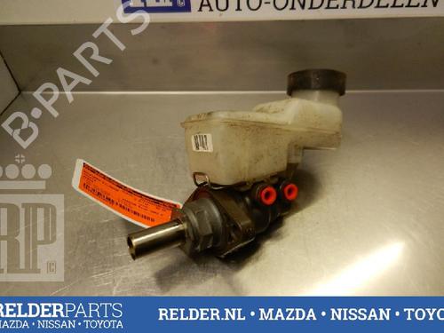 Used Brake master cylinder TOYOTA YARIS (_P1_) 1.3 (NCP10, SCP12_) (86 hp) 22146735