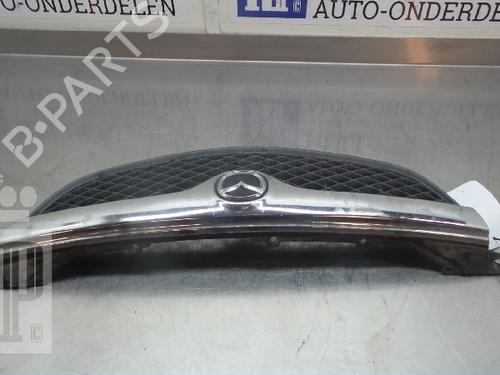 Grille MAZDA 626 V Hatchback (GF) 2.0 (GFEP) | BP22152192C40 