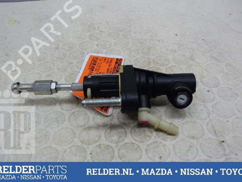 Clutch slave cylinder TOYOTA YARIS (_P9_) 1.0 VVT-i (KSP90_, KSP90R) | BP22147865M113 