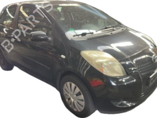 Windscreen washer tank TOYOTA YARIS (_P9_) 1.0 VVT-i (KSP90_, KSP90R) | BP29698422C113 