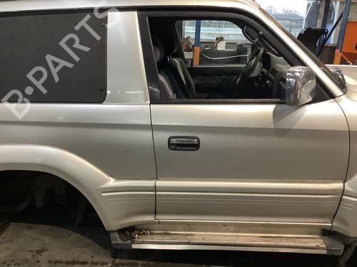 Used Right front door TOYOTA LAND CRUISER 90 (_J9_) 3.0 TD (KZJ90_, KZJ95_, KZJ90R, KZJ95R, KZJ90W, KZJ95W) (125 hp) 23187061