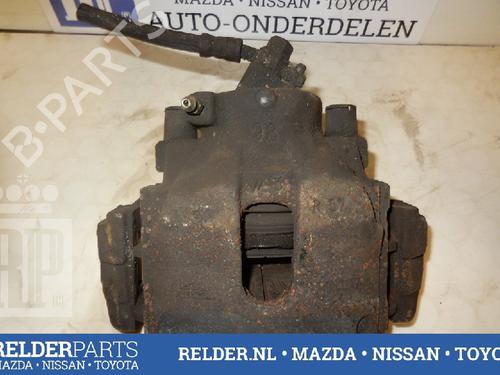 Used Right front brake caliper TOYOTA AVENSIS (_T22_) 1.6 i (AT220_, AT220R) (110 hp) 22134350