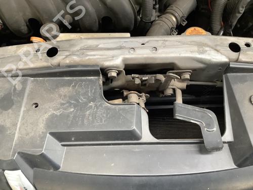 Used Hood lock NISSAN JUKE (F15) 1.6 (117 hp) 22163945