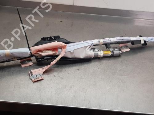 left-curtain-airbag-toyota-aygo-_b4_-2014-30811364 main image