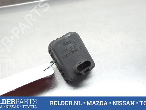 Used Headlight adjuster motor TOYOTA COROLLA Liftback (_E11_) 1.4 (ZZE111_, ZZE111R) (97 hp) 22136231