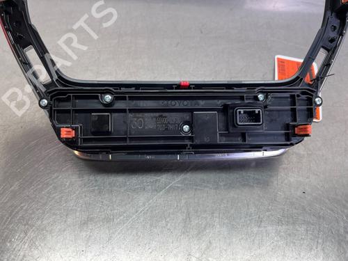 Climate control TOYOTA COROLLA Estate (_E21_) 1.8 Hybrid (ZWE211W) | BP28049043I5 