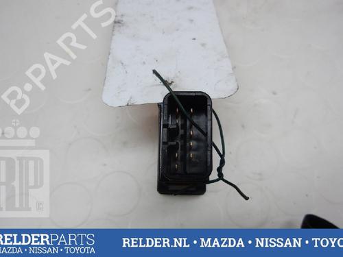 Warning switch TOYOTA AVENSIS Estate (_T25_) 2.0 D-4D (CDT250_, CDT250R) | BP22140429I22 