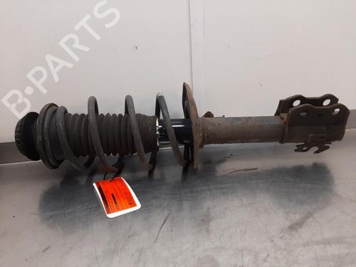 Used Right front shock absorber Right front shock absorber TOYOTA YARIS (_P13_) 1.0 (KSP130_, KSP130) (69 hp) 24028272 24028272