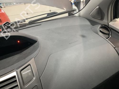 Używane Poduszka powietrzna Airbag pasażera TOYOTA YARIS (_P9_) 1.33 VVT-i (NSP90_, NSP90R) (100 hp) 30902113