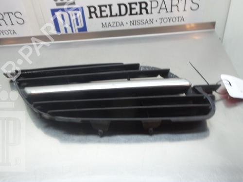 Used Grille NISSAN ALMERA TINO (V10) 2.0 (136 hp) 22153823