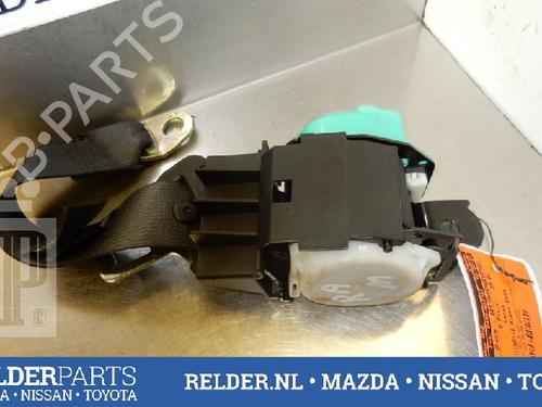 Sikkerhedssele bag midten TOYOTA COROLLA (_E12_) 1.4 VVT-i (ZZE120_, ZZE120R) (97 hp) 22145704