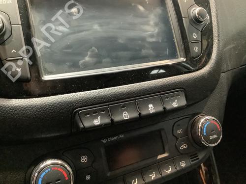 Used Switch KIA CEE'D Sportswagon (JD) 1.4 MPI (101 hp) 32221048