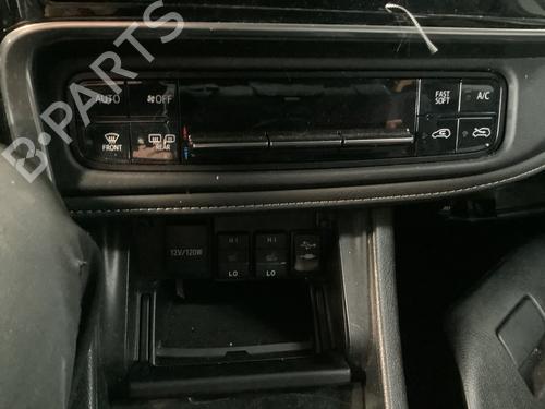 Used Climate control Climate control TOYOTA AURIS (_E18_) 1.2 (NRE185_, NRE185R) (116 hp) 36489153 36489153