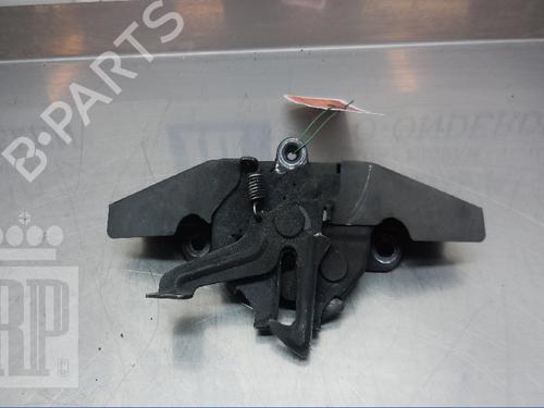 Used Hood lock TOYOTA COROLLA Verso (ZER_, ZZE12_, R1_) 2.2 D-4D (AUR10_, AUR10R) (177 hp) 22151233