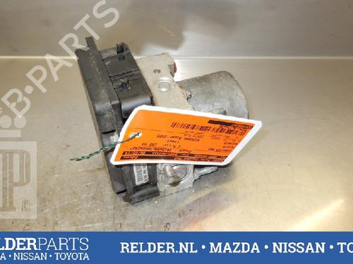 Used Electronic module TOYOTA AVENSIS (_T25_) 2.0 D-4D (CDT250_, CDT250R) (116 hp) 22146871