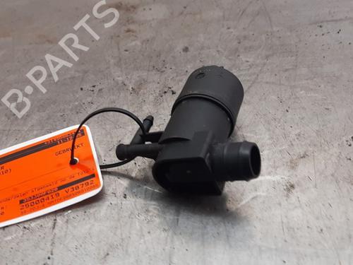 Used Washer pump TOYOTA VERSO (_R2_) 1.6 (ZGR20_, ZGR20R) (132 hp) 30902249