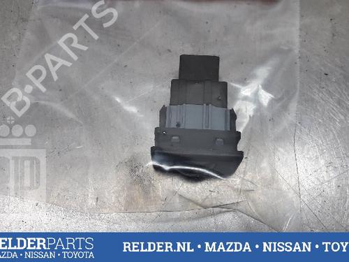 Used Switch TOYOTA AVENSIS Saloon (_T27_) 2.0 D-4D (ADT270_, ADT270R) (126 hp) 22158331