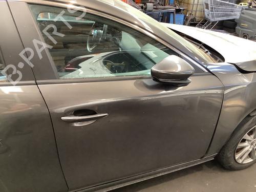 Dør høyre foran Dør høyre foran MAZDA 3 Saloon (BP_) 2.0 SKYACTIV-G M Hybrid (122 hp) 25702449 25702449