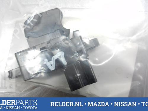 Used Switch NISSAN NOTE (E11, NE11) 1.4 (88 hp) 22144282