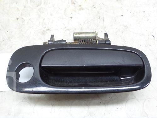 Used Front right exterior door handle TOYOTA COROLLA Liftback (_E11_) 1.9 D (WZE110_, WZE110R) (69 hp) 22150271