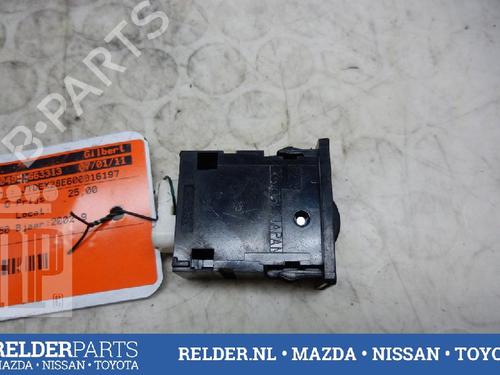Used Switch TOYOTA COROLLA Verso (_E12_) 2.0 D-4D (CDE120_, CDE120R) (90 hp) 22136920