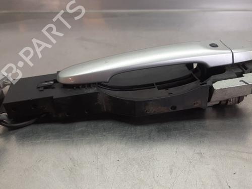 front-right-exterior-door-handle-nissan-note-e12-2012-27282200 main image