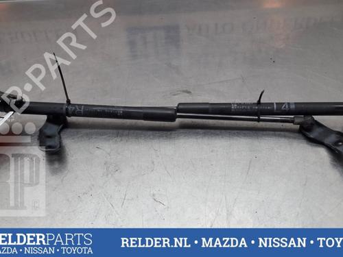 Used Tailgate lift support TOYOTA YARIS (_P13_) 1.3 (NSP130_, NSP130) (99 hp) 22159623