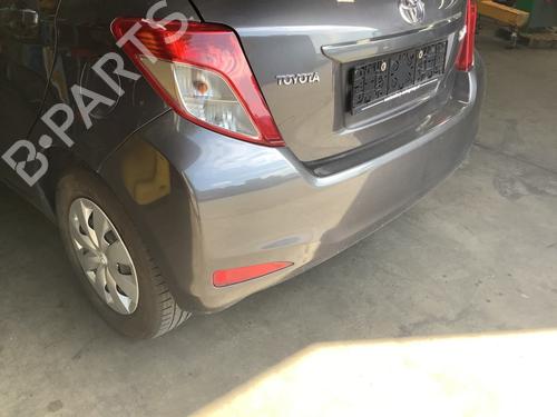 Used Rear bumper Rear bumper TOYOTA YARIS (_P13_) 1.0 (KSP130_, KSP130) (69 hp) 40062843 40062843