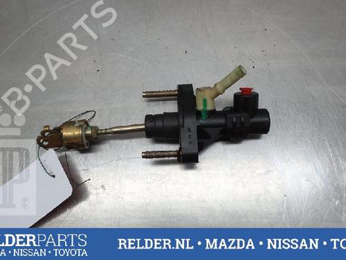Koblingscylinder TOYOTA COROLLA (_E12_) 1.6 VVT-i (ZZE121_, ZZE121R) (110 hp) 22140882