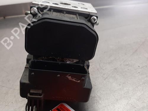 Used Electronic module TOYOTA YARIS (_P1_) 1.3 (SCP12_, SCP13_, SCP12R, SCP13R) (87 hp) 30102097