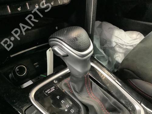 Pomo de la palanca de cambios KIA PROCEED (CD) 1.6 T-GDI GT (204 hp) 31755443