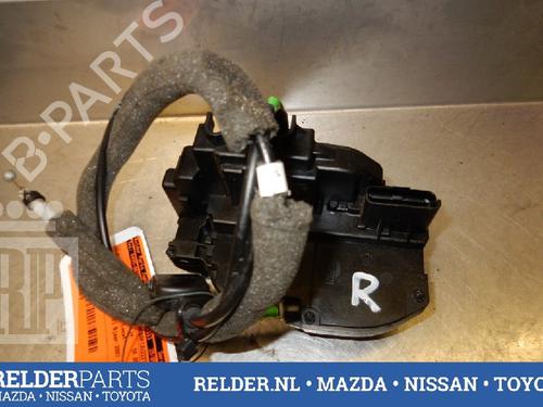 Used Front right lock NISSAN MICRA III (K12) 1.2 16V (80 hp) 22140385