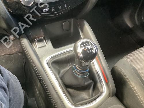 Gearknop Gearknop NISSAN QASHQAI II (J11, J11_) 1.2 DIG-T (115 hp) 34719083 34719083