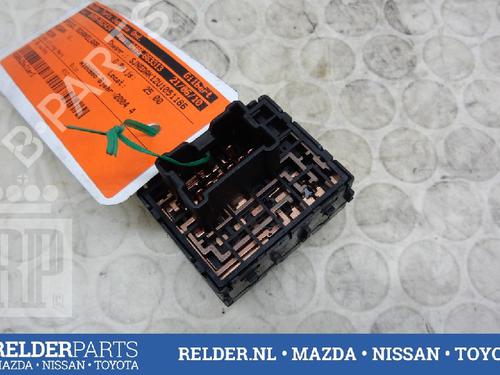 Used Mirror switch NISSAN MICRA III (K12) 1.5 dCi (65 hp) 22135971