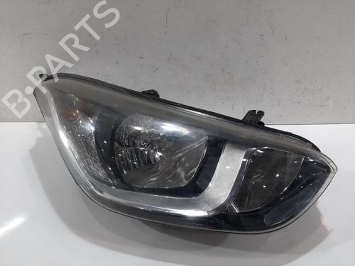 Used Right headlight HYUNDAI i20 I (PB, PBT) 1.2 (86 hp) 32172195