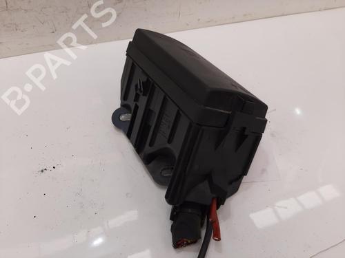 Used Fuse box Fuse box 37172339 37172339