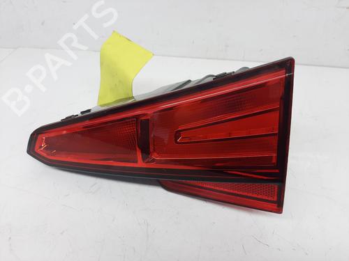 Used Right tailgate light Right tailgate light 26817481 26817481