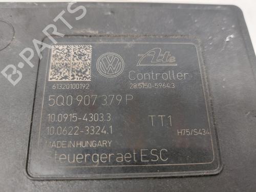 Used ABS pump VW GOLF VII (5G1, BQ1, BE1, BE2) 1.6 TDI (105 hp) 26856791