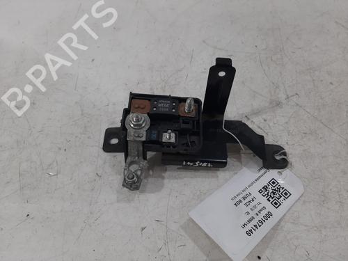 fuse-box-jaguar-i-pace-x590-2018-33698998 main image