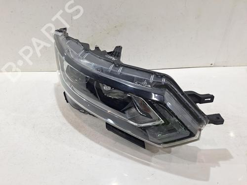 Scheinwerfer rechts für NISSAN QASHQAI II (J11, J11_) 1.3 DIG-T (160 hp) 30896867