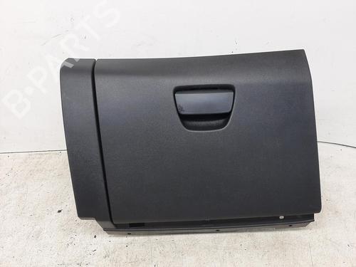 Used Glove box Glove box 26796945 26796945