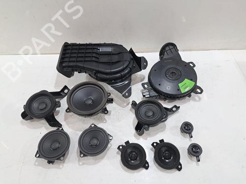 Coluna de som Coluna de som VOLVO XC40 (536) B3 Mild-Hybrid (163 hp) 36315521 36315521