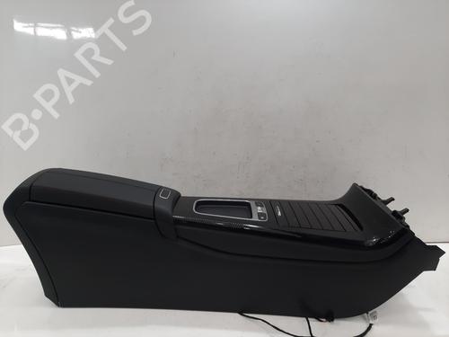 Mittelkonsole MERCEDES-BENZ CLA (C118) CLA 200 (118.387) (163 hp) 33179297